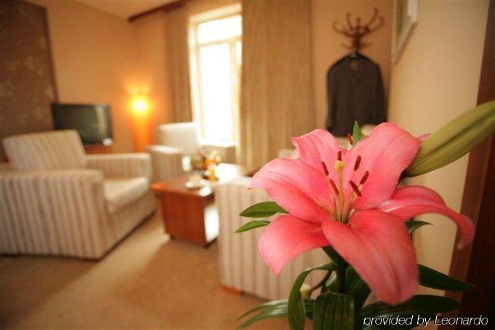 Uniqato Hotel Sztara Zagora Szoba fotó