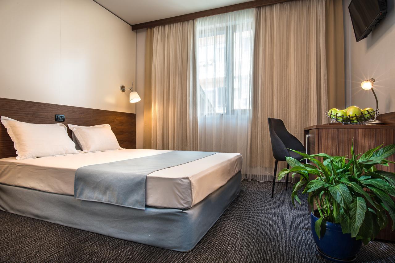 Uniqato Hotel Sztara Zagora Kültér fotó
