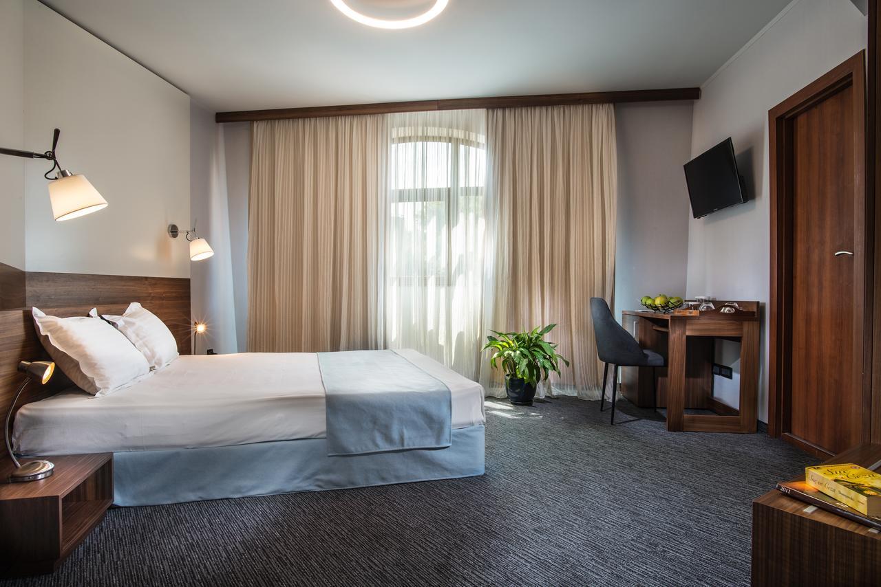 Uniqato Hotel Sztara Zagora Kültér fotó