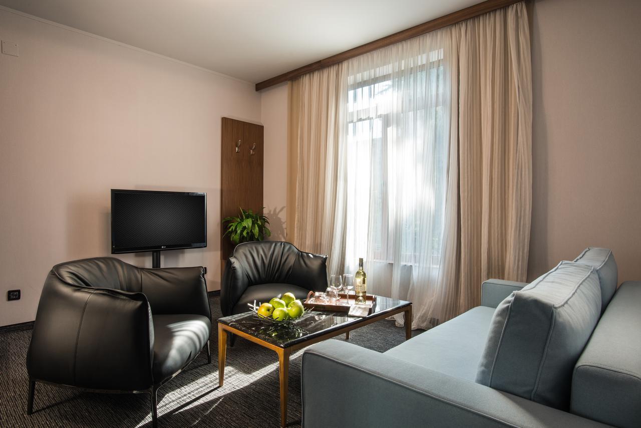 Uniqato Hotel Sztara Zagora Kültér fotó